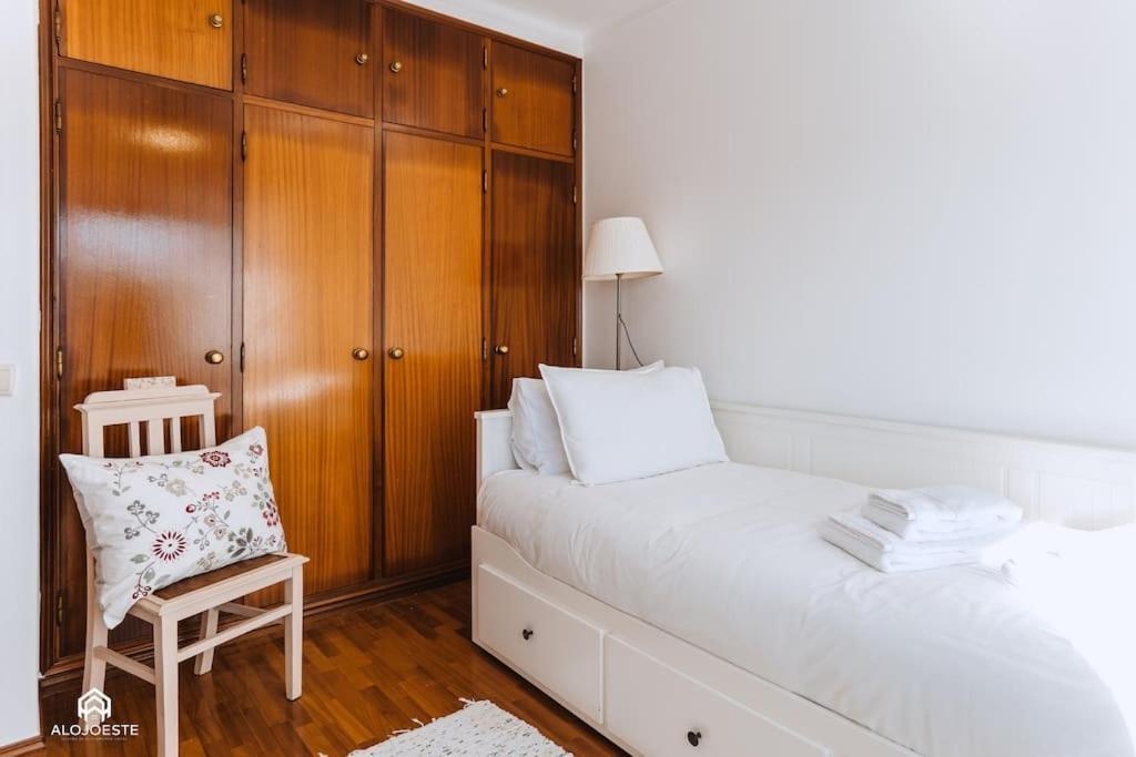 Casa Do Patio - 3 Bedrooms, Ponte Rol Torres Vedras Extérieur photo