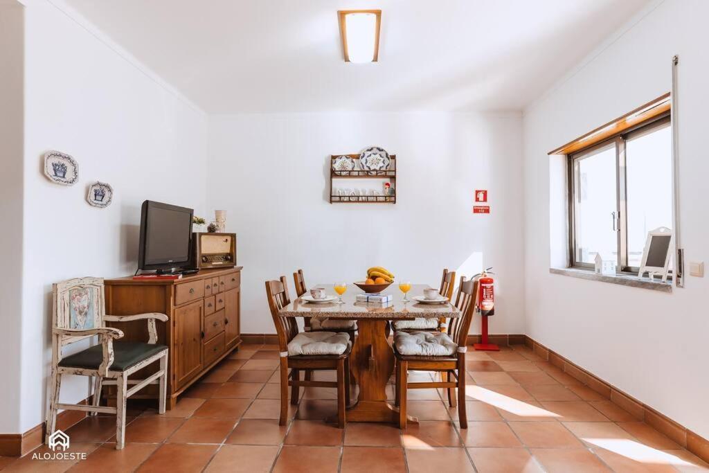 Casa Do Patio - 3 Bedrooms, Ponte Rol Torres Vedras Extérieur photo